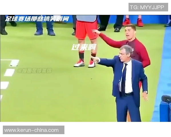 足球明星被推倒瞬间合集精彩回放让你感受赛场的紧张与刺激